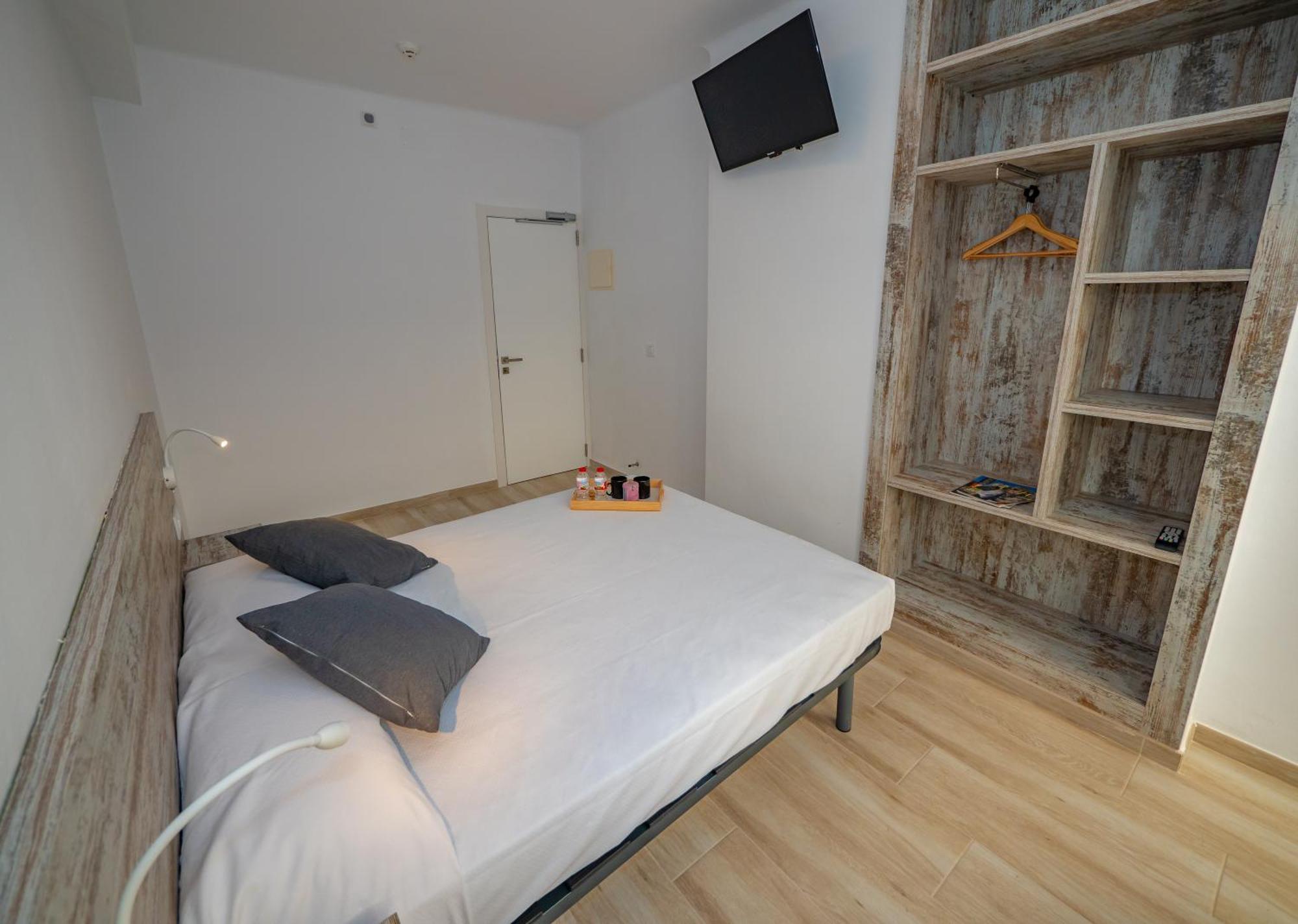 Agi Gloria Rooms 罗萨斯 外观 照片