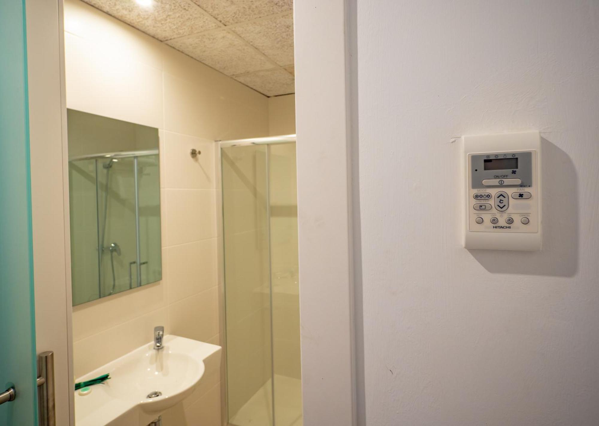 Agi Gloria Rooms 罗萨斯 外观 照片